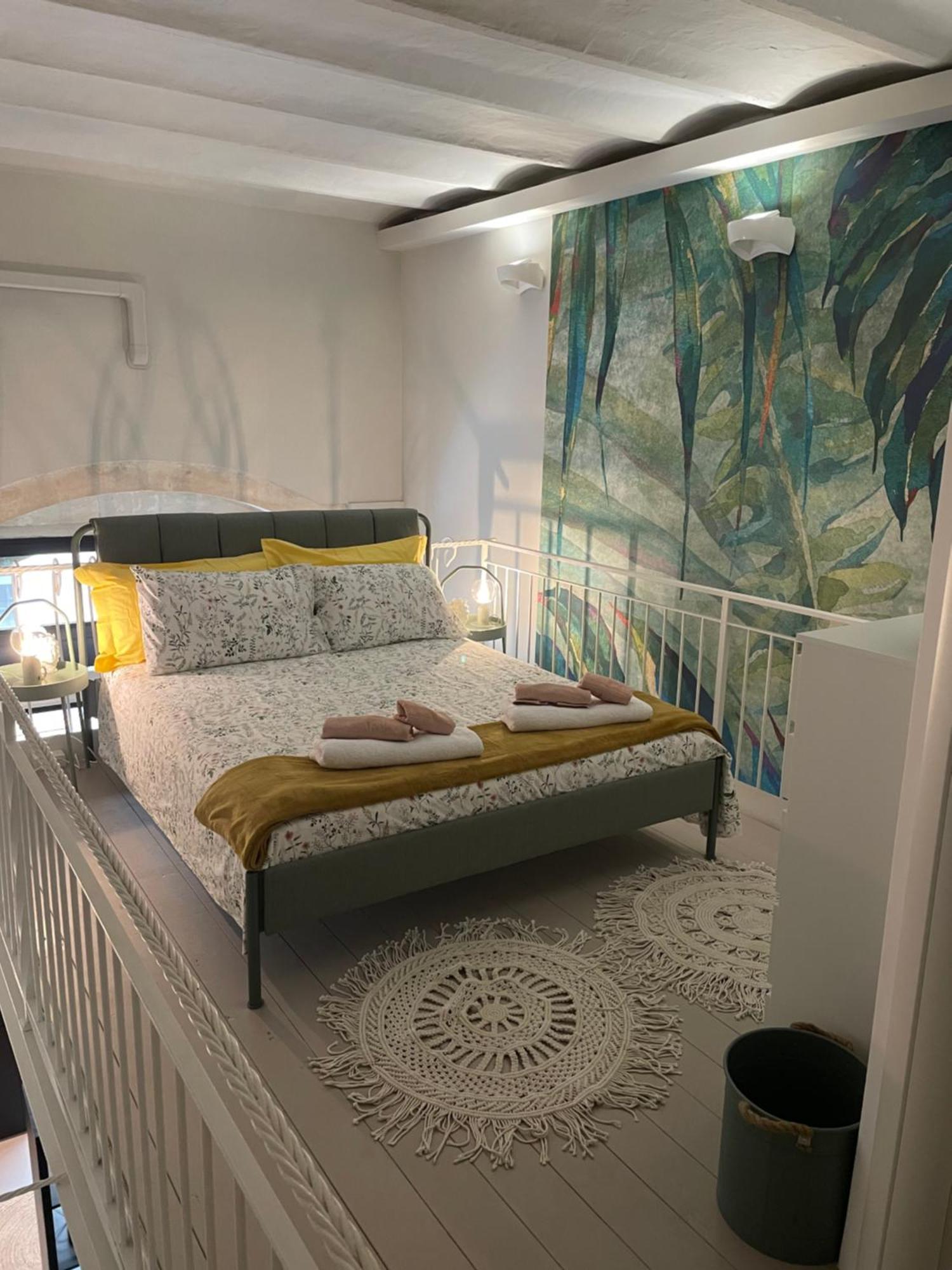 Apartment 38 *